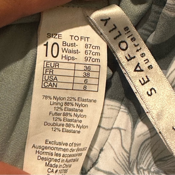 NWOT Seafolly Copacabana Tie Front One Piece size 6 us - Picture 8 of 15